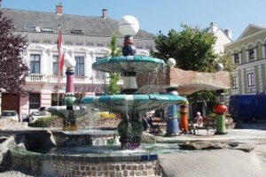 Ausflugsziele im Waldviertel in der Nähe der Tischlerei Neulinger - Hundertwasserbrunnen